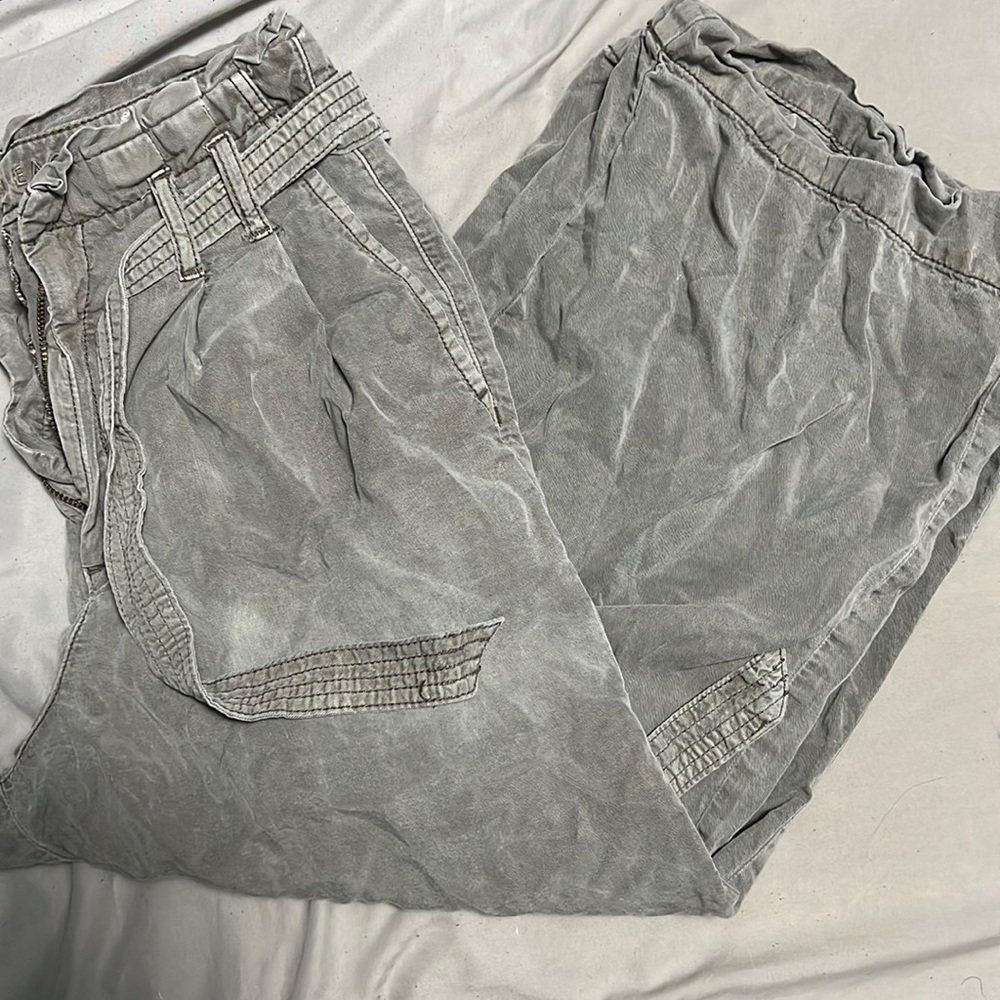 american eagle paper bag cropped pants! super cute and comfy